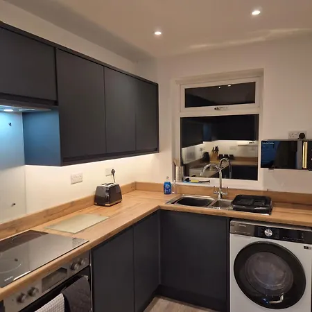 Mortimer House By Cliftonvalley Holiday home *