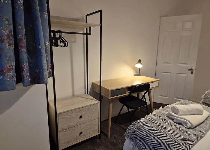 Mortimer House By Cliftonvalley *