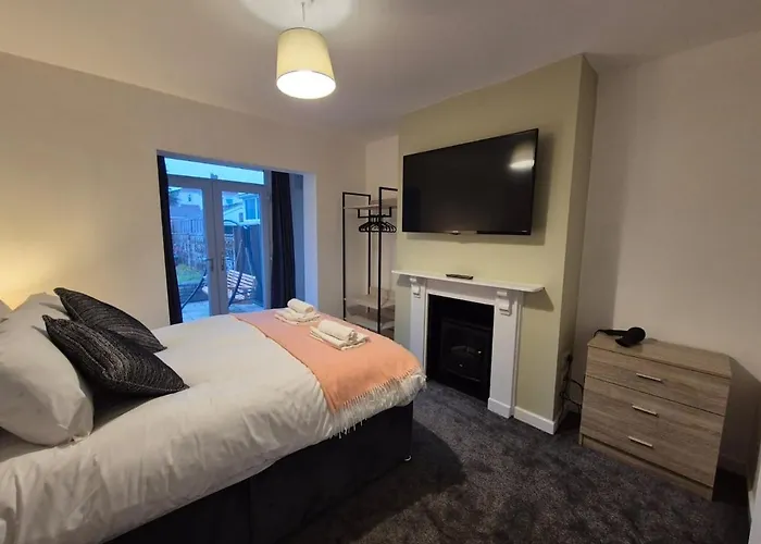 Holiday home Mortimer House By Cliftonvalley *