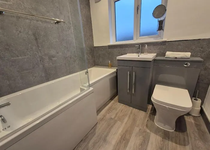 Mortimer House By Cliftonvalley *